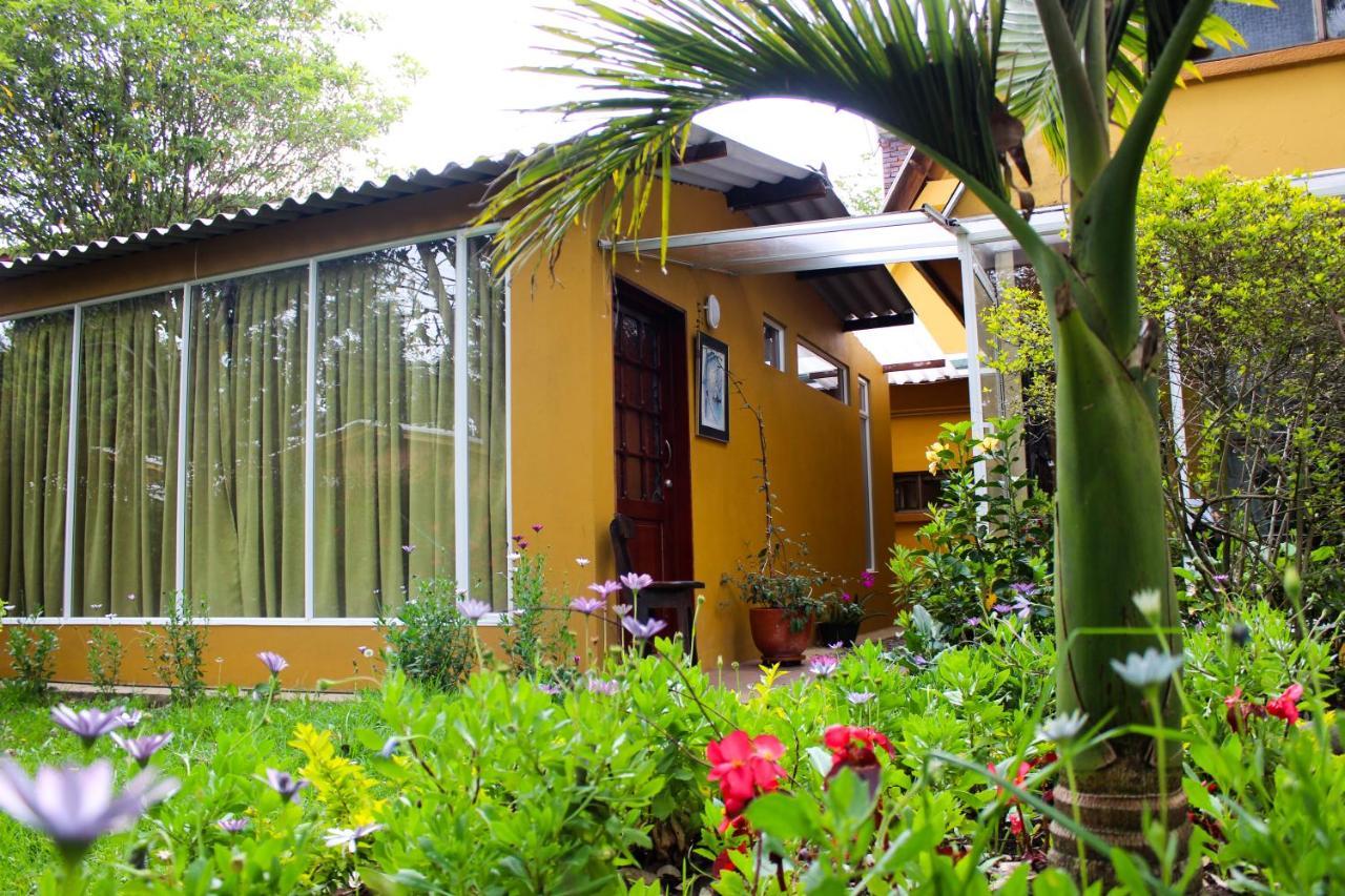 Casa Iris Hotel Chía Екстериор снимка